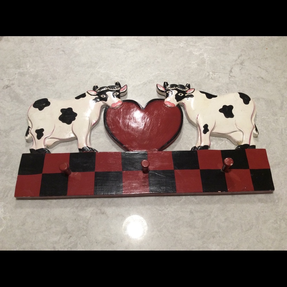 Cow Accent Wall Decor with (3) hooks (iv)